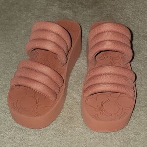 Roxy Totally Tubular Rust Slide Sandals